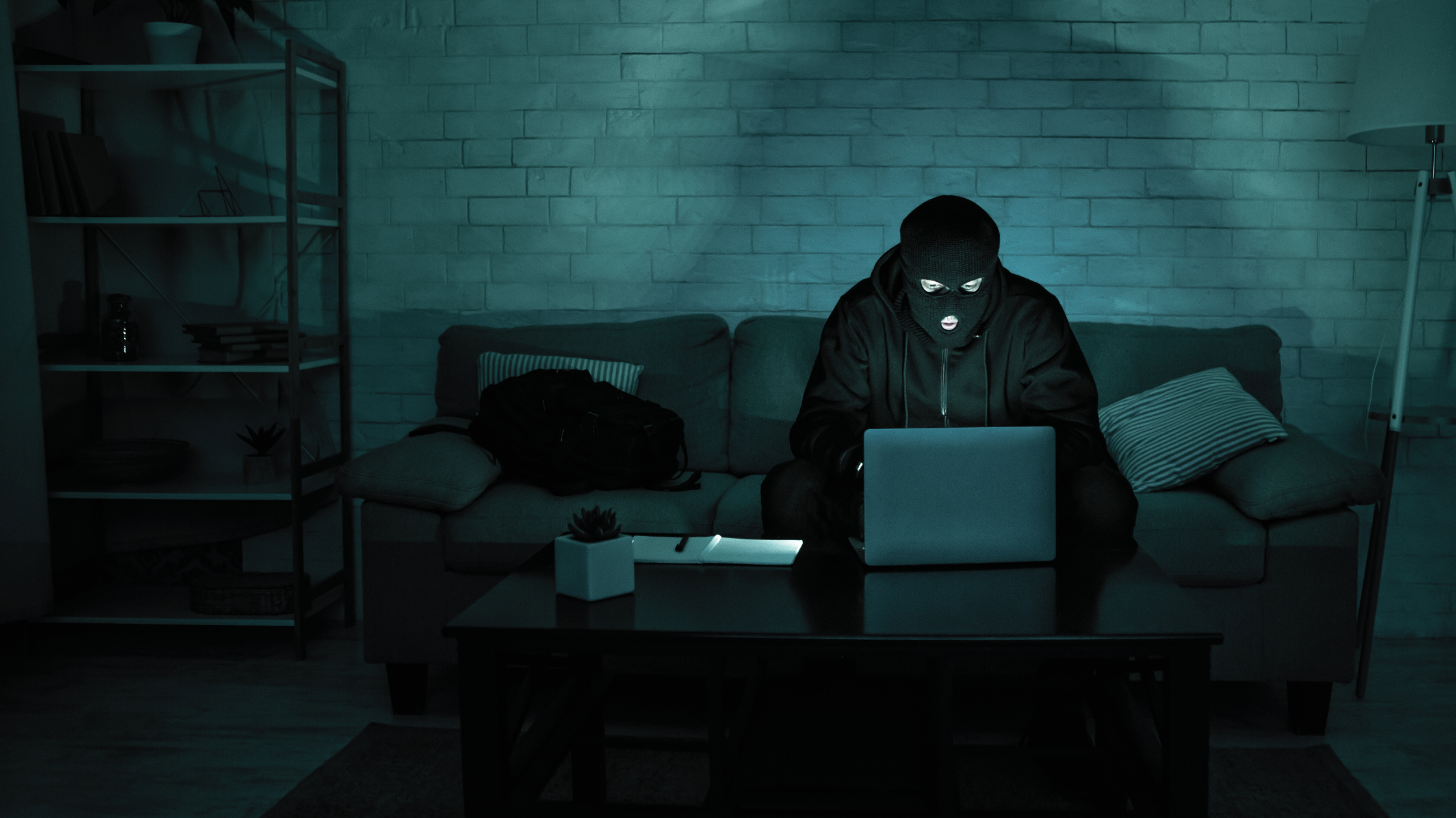 Power Grid Vulnerable To State-Sponsored Attacks