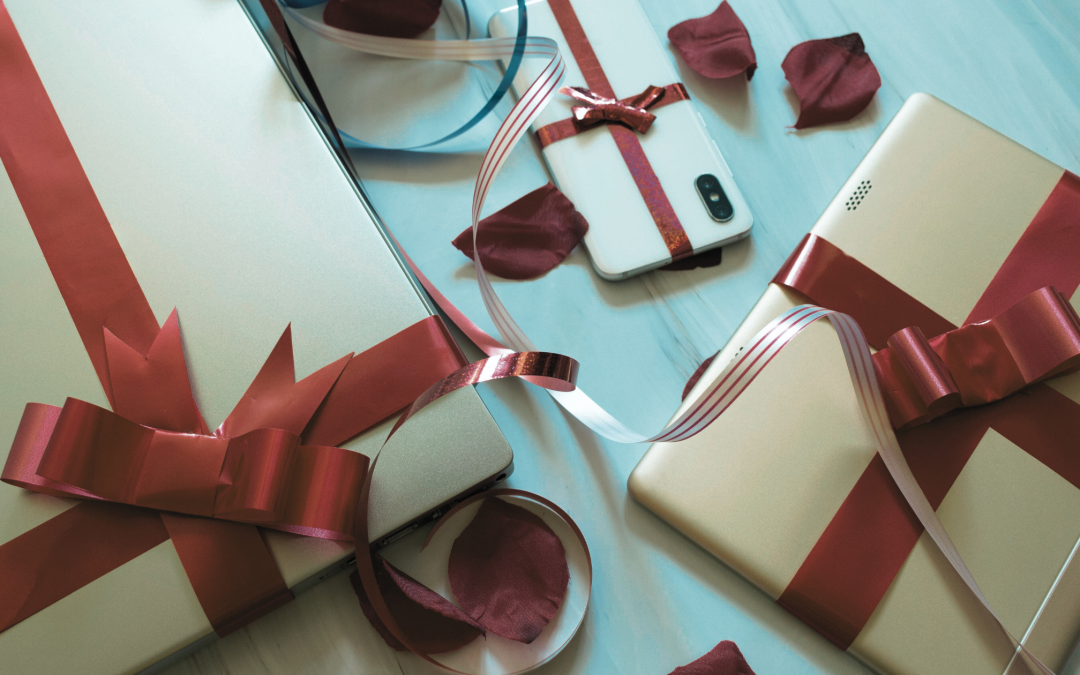 Business Tech Gifts That Don’t End Up in a Drawer: Smart Picks Your Team Will Actually Use